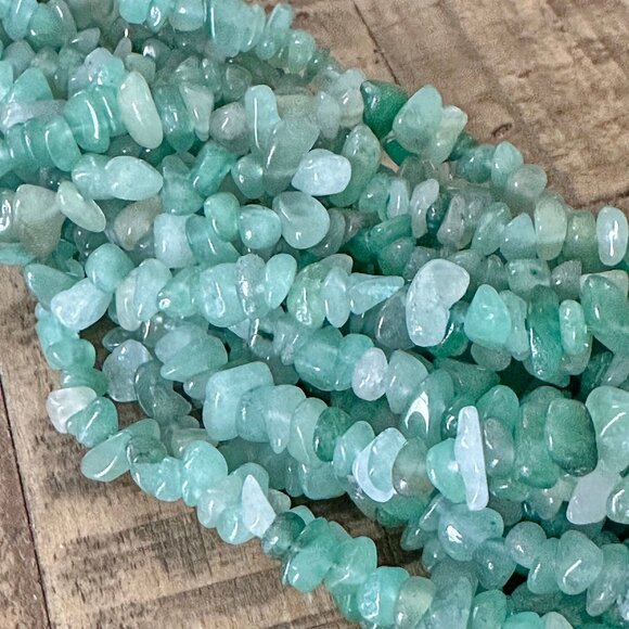 5-8mm Green Aventurine Chip Bead Strand - Picture 1 of 3